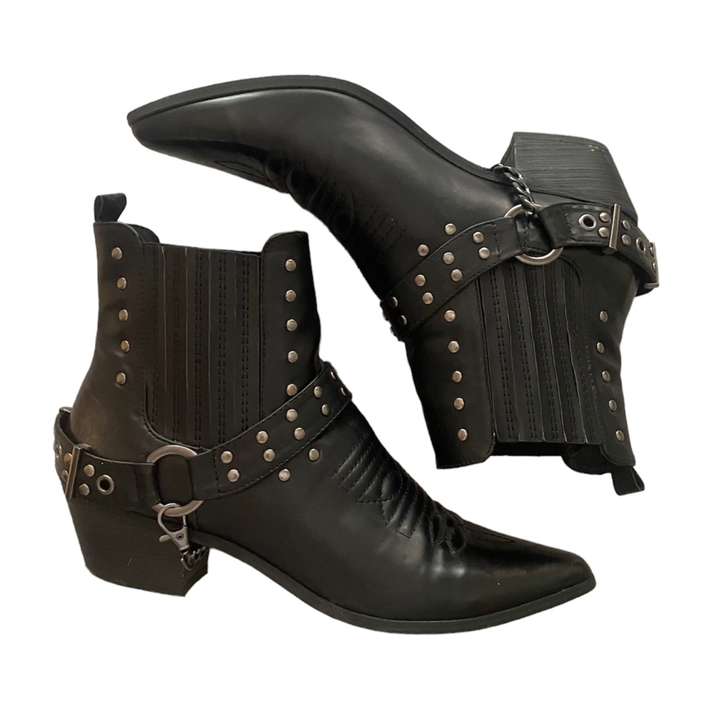Western style ankle boots